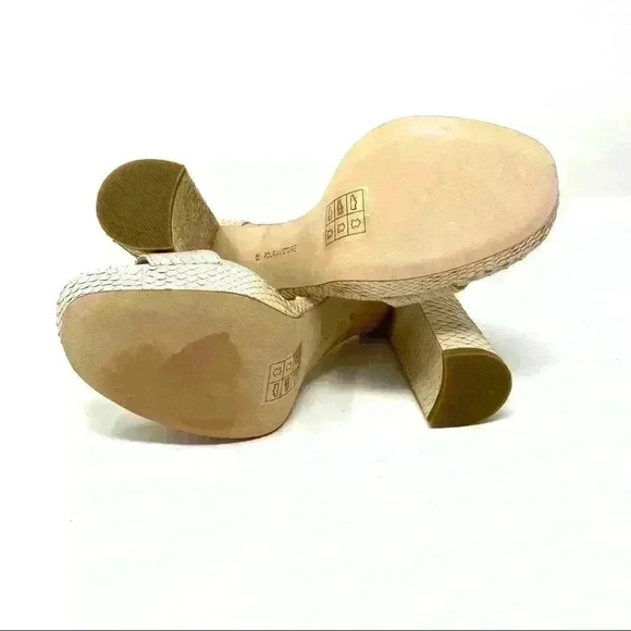 Pour La Victoria Yvette Beige Snake texture Heel 8 - Picture 9 of 10